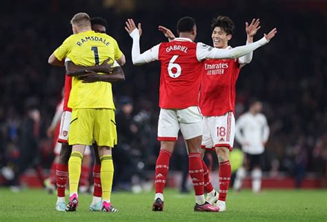bet365 arsenal to win the league
